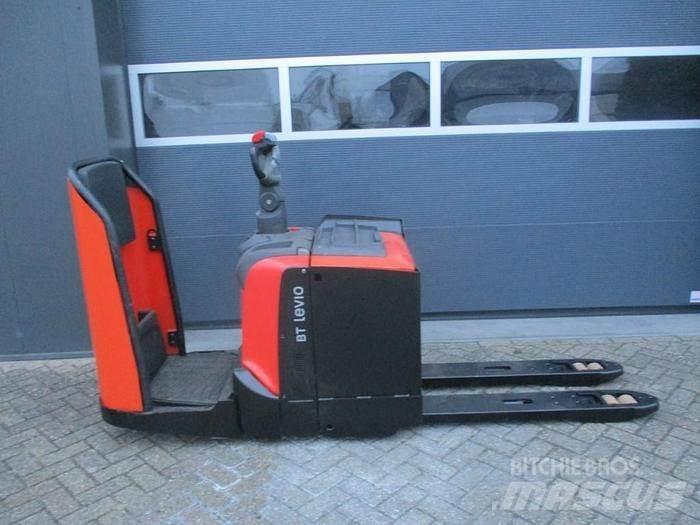 Toyota LPE 250 Lavansiirtotrukit ajotasolla