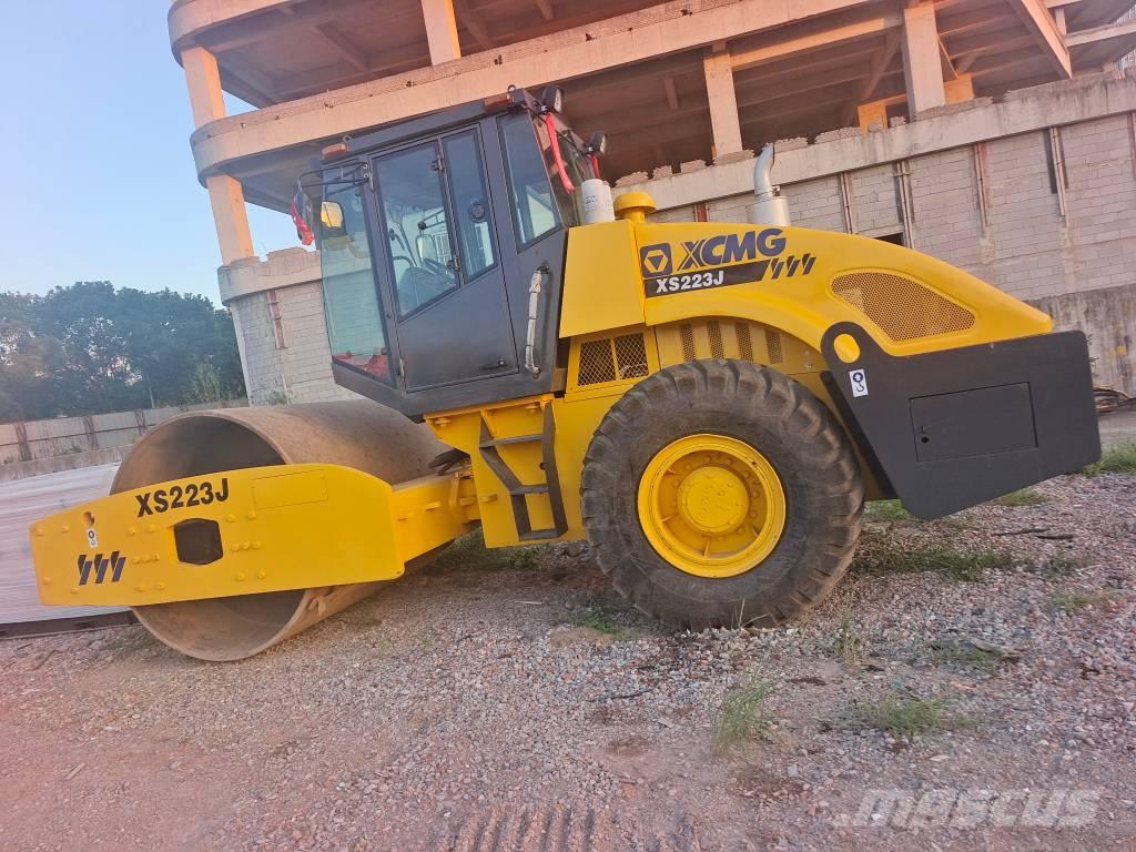 XCMG XS 223J Yksivalssijyrät