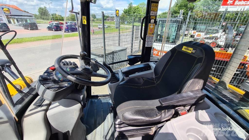 CAT 908 Pyöräkuormaajat
