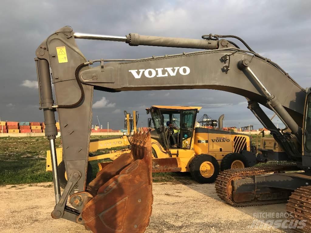 Volvo EC 460 B LC Telakaivukoneet