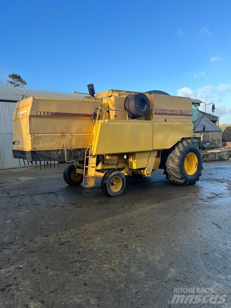 New Holland Tx34 Leikkuupuimurit