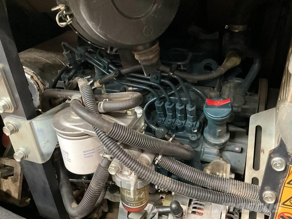 Kubota KX 027-4 HI Minikaivukoneet < 7t