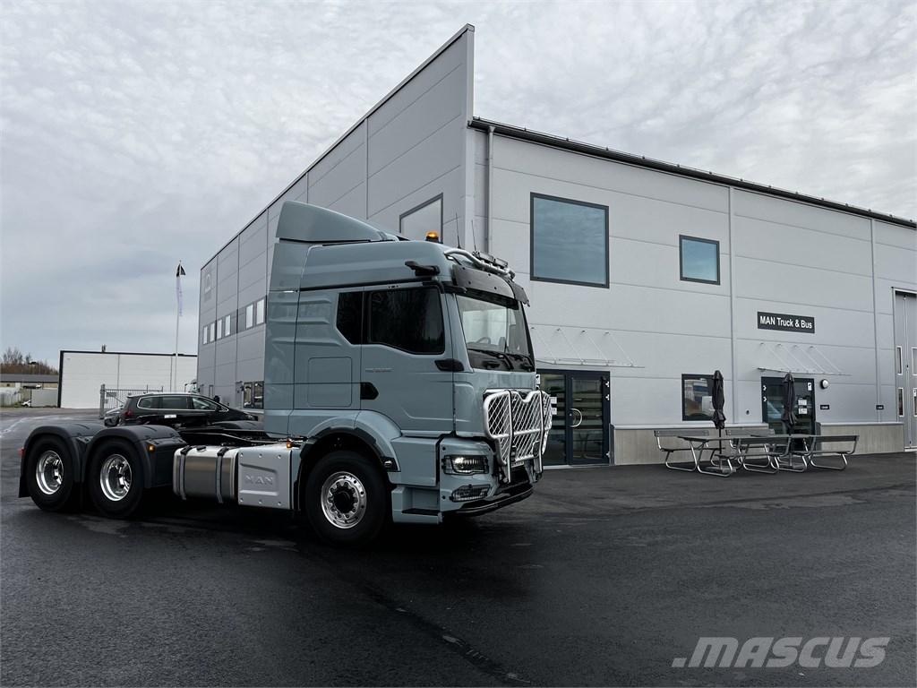MAN TGS 33.520 6x4H Vetopöytäautot