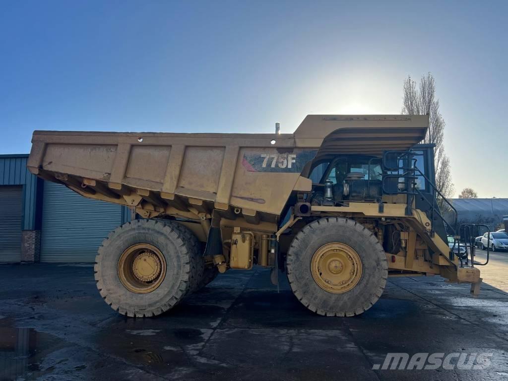 CAT 775 F Maansiirtoautot