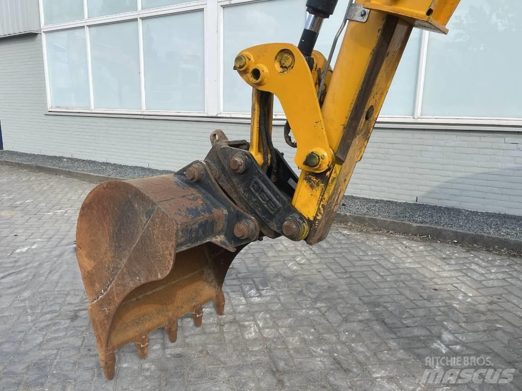 JCB 3 CX    2017    CE Kaivurikuormaajat
