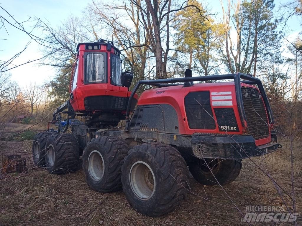 Komatsu 931 XC Harvesterit