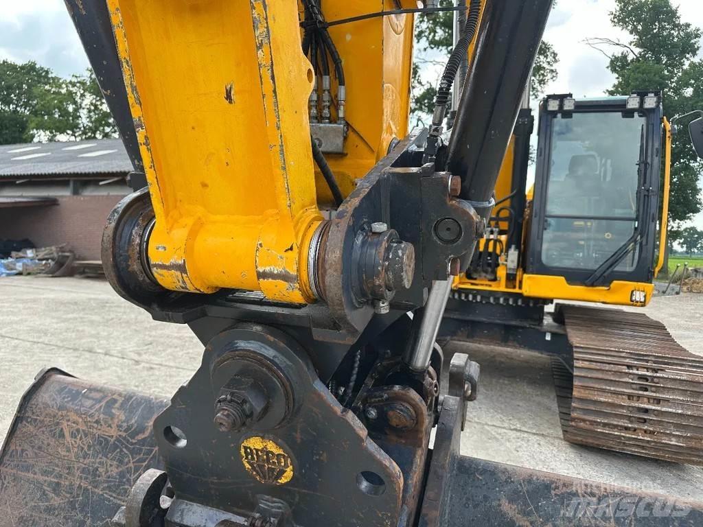 JCB 220Xlc Telakaivukoneet