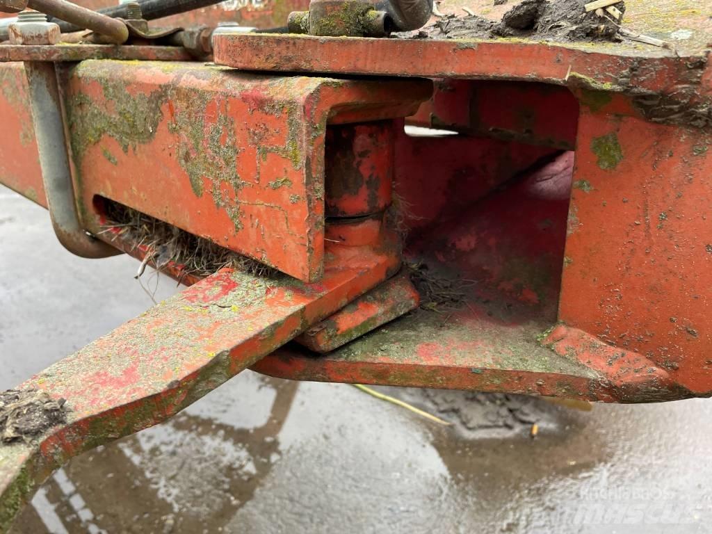 Kverneland plow Sarka-aurat