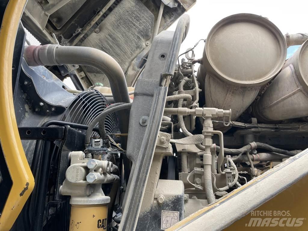 CAT 972M Pyöräkuormaajat