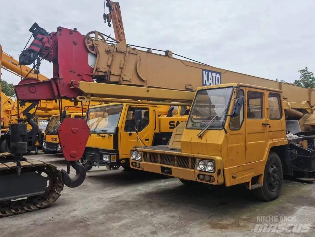 Kato 2500 KVA Mobiilinosturit