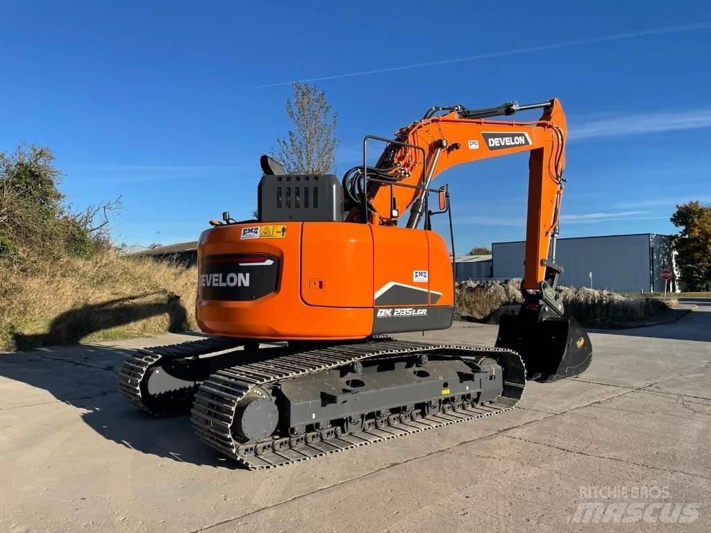 Doosan DX 235 LCR Telakaivukoneet
