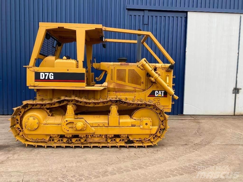 CAT D 7 G Telaketjupuskutraktorit