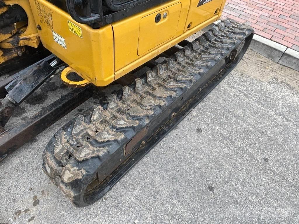 CAT 302 CR Minikaivukoneet < 7t