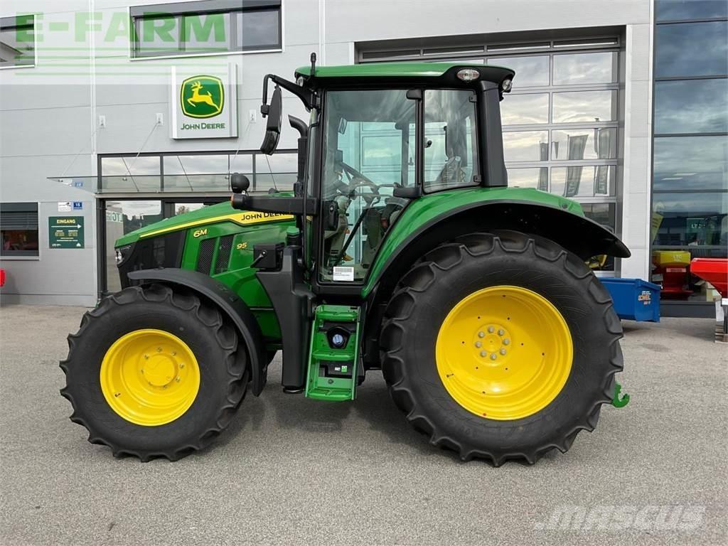 John Deere 6M 95 Traktorit