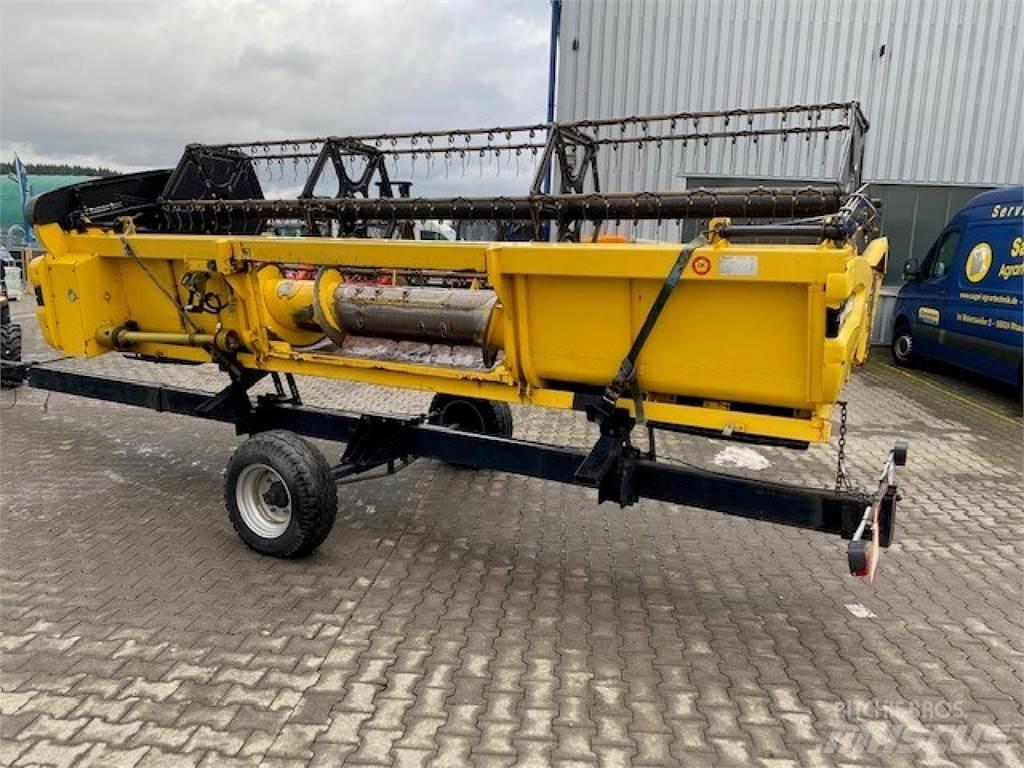 New Holland CX780 Leikkuupuimurit