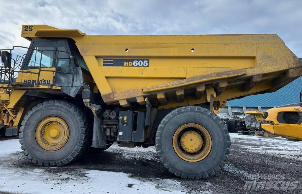 Komatsu 605-7 Maansiirtoautot