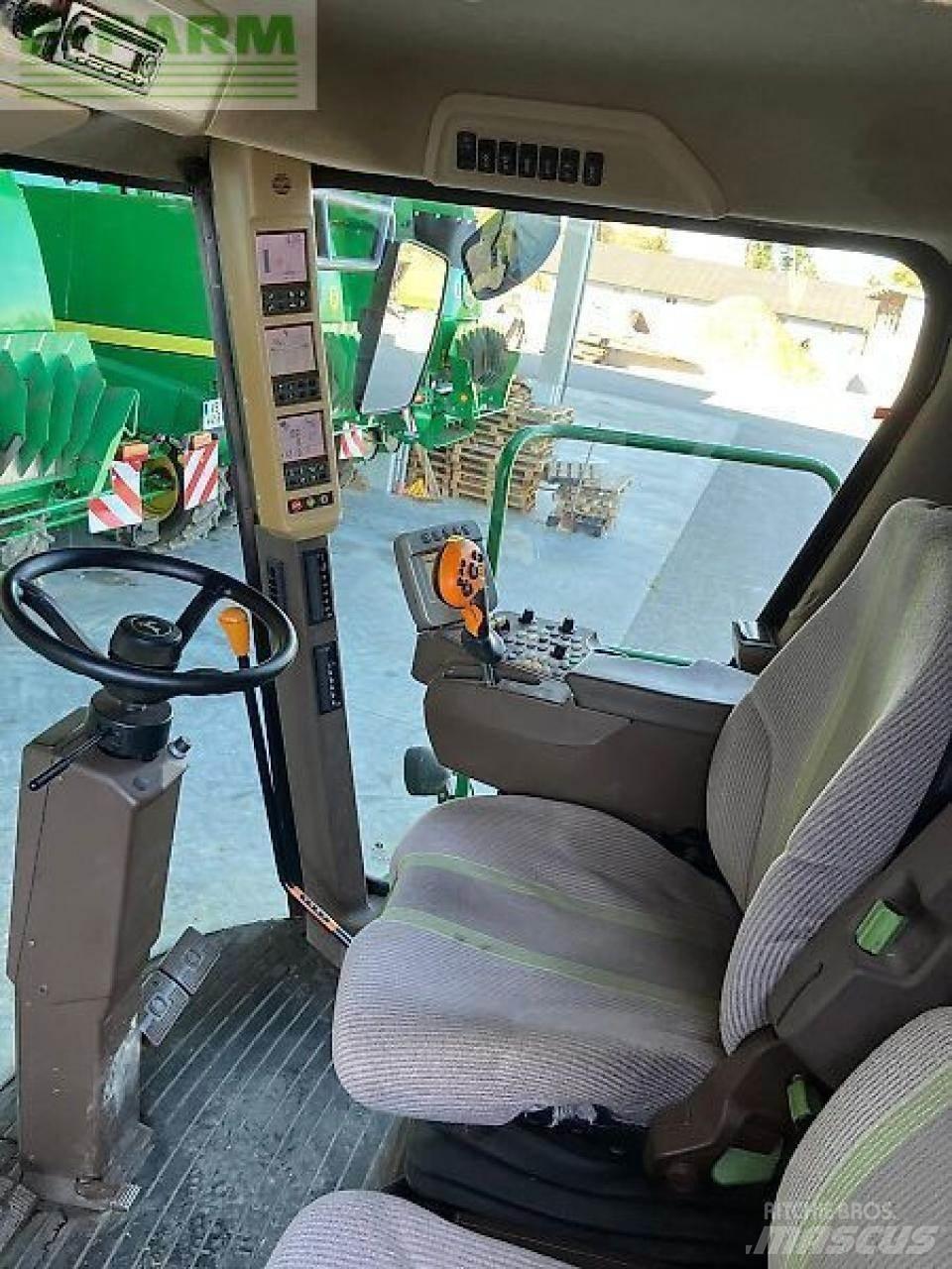 John Deere t560hm Leikkuupuimurit