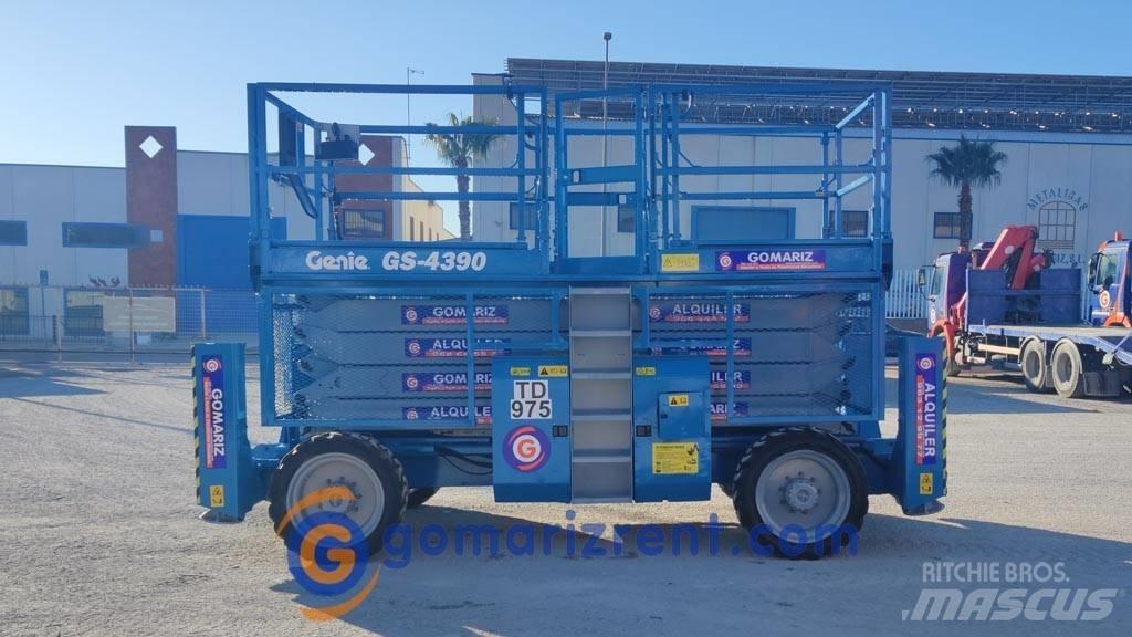 Genie GS 4390 Saksilavat