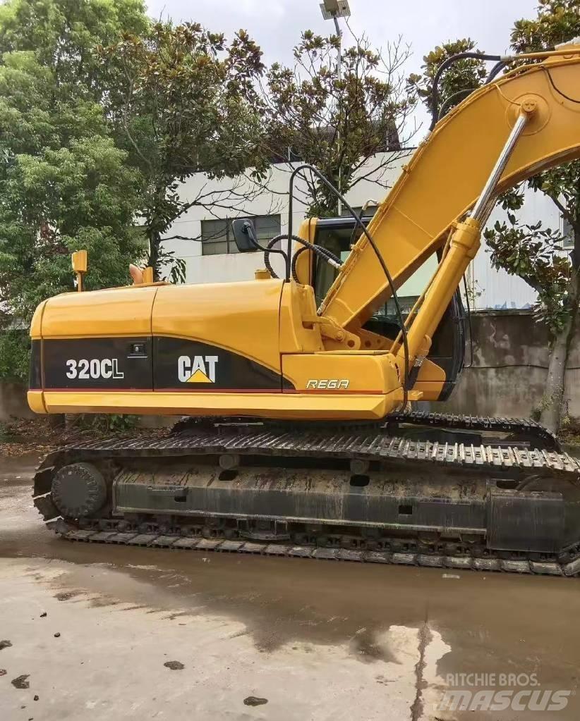 CAT 320 C Telakaivukoneet