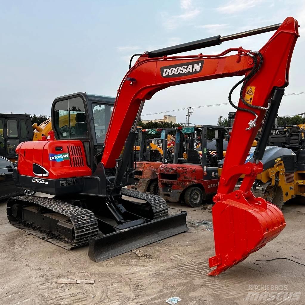 Doosan DX60 Telakaivukoneet