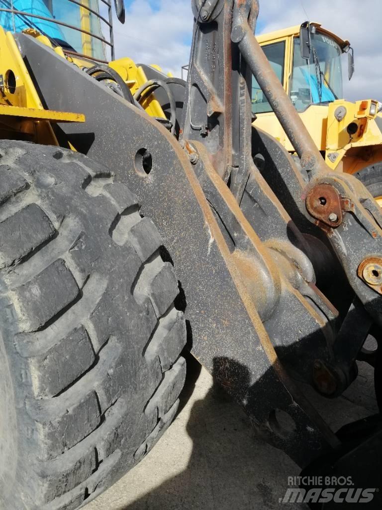 Volvo L 180 C Pyöräkuormaajat