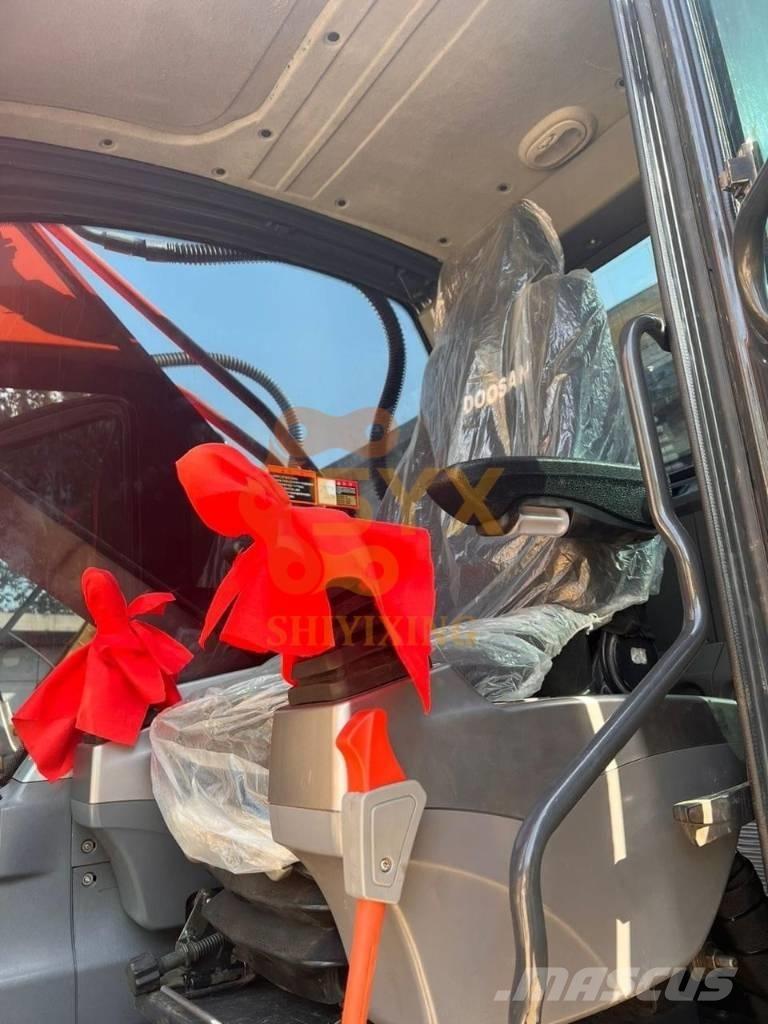 Doosan DX 300LC-9C Telakaivukoneet