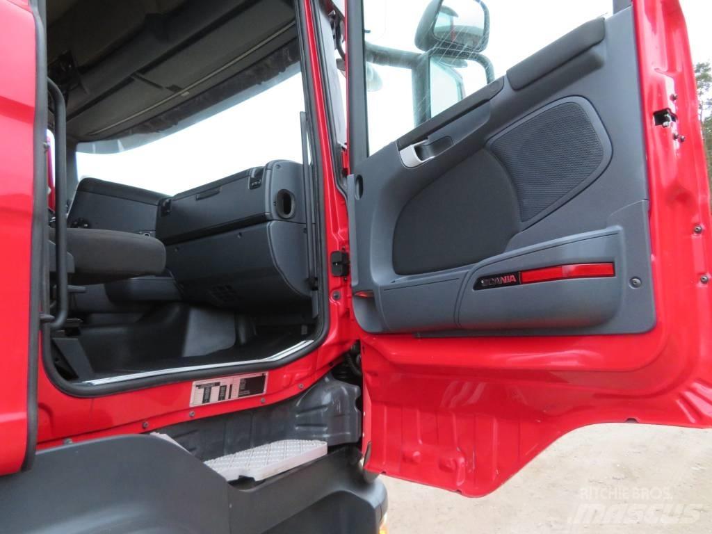 Scania R 520 Puuautot