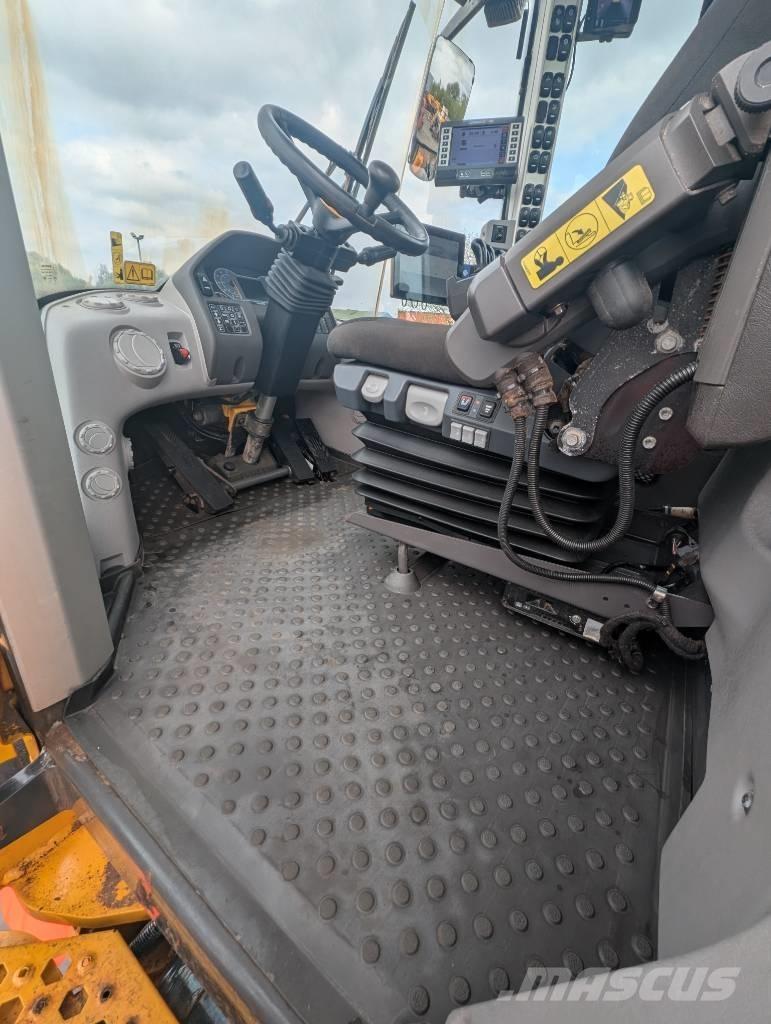 Volvo L 220 H Pyöräkuormaajat
