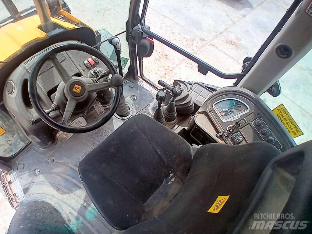 JCB 3 CX 4 T Kaivurikuormaajat