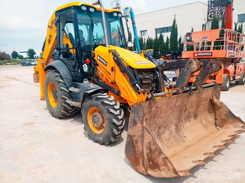 JCB 3 CX 4 T Kaivurikuormaajat