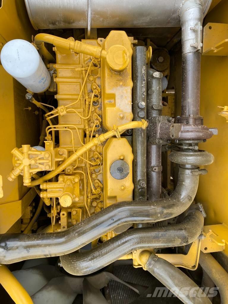 CAT 320 C Telakaivukoneet