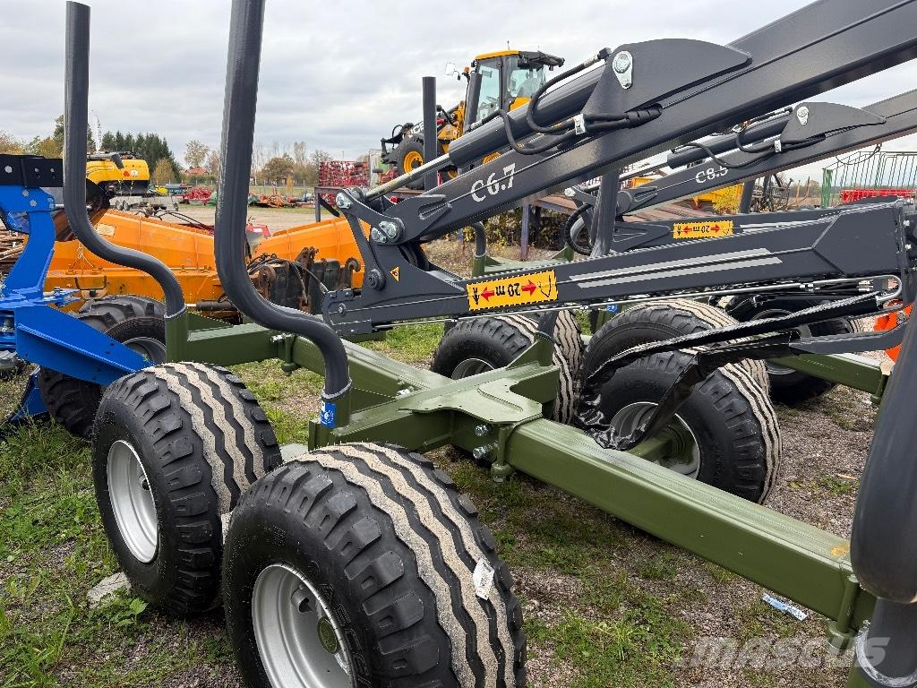 Farma T9 DS 6,7 kran Metsäperävaunut