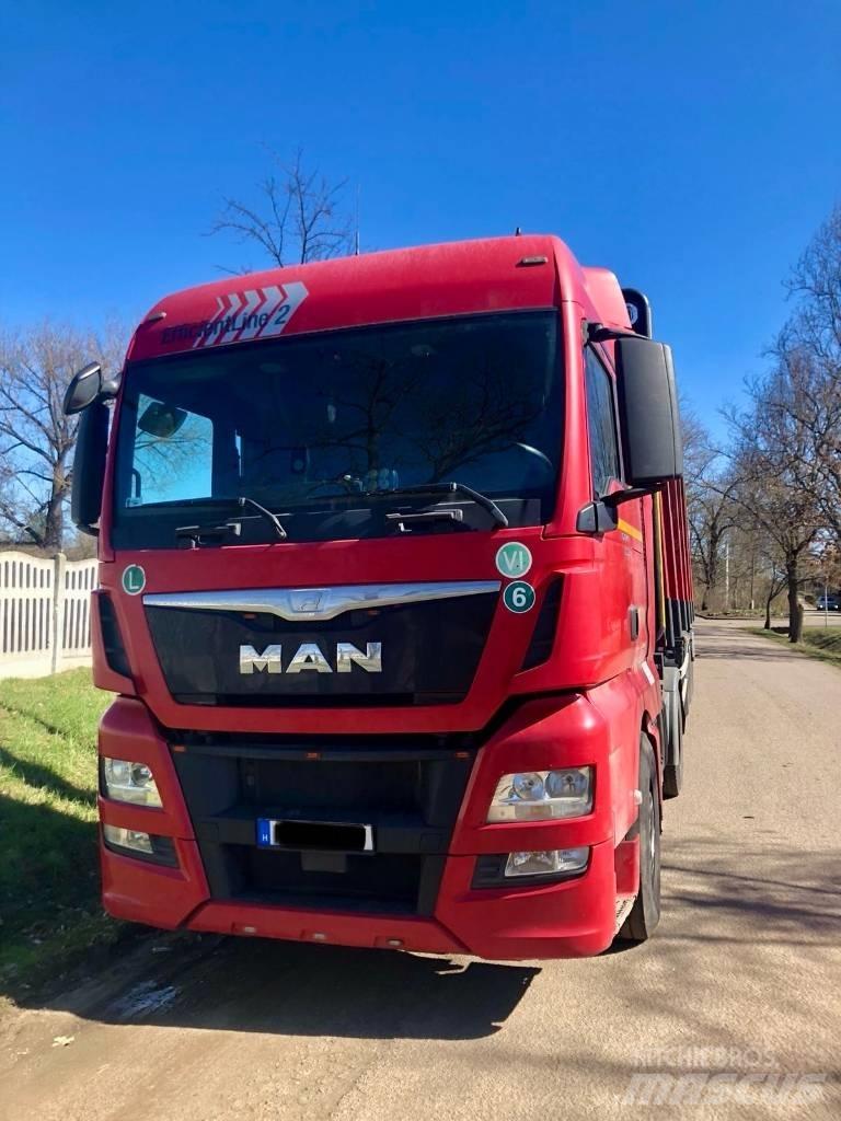 MAN TGX Vetopöytäautot