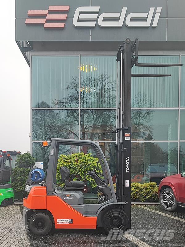 Toyota 02-8FGF20 Nestekaasutrukit