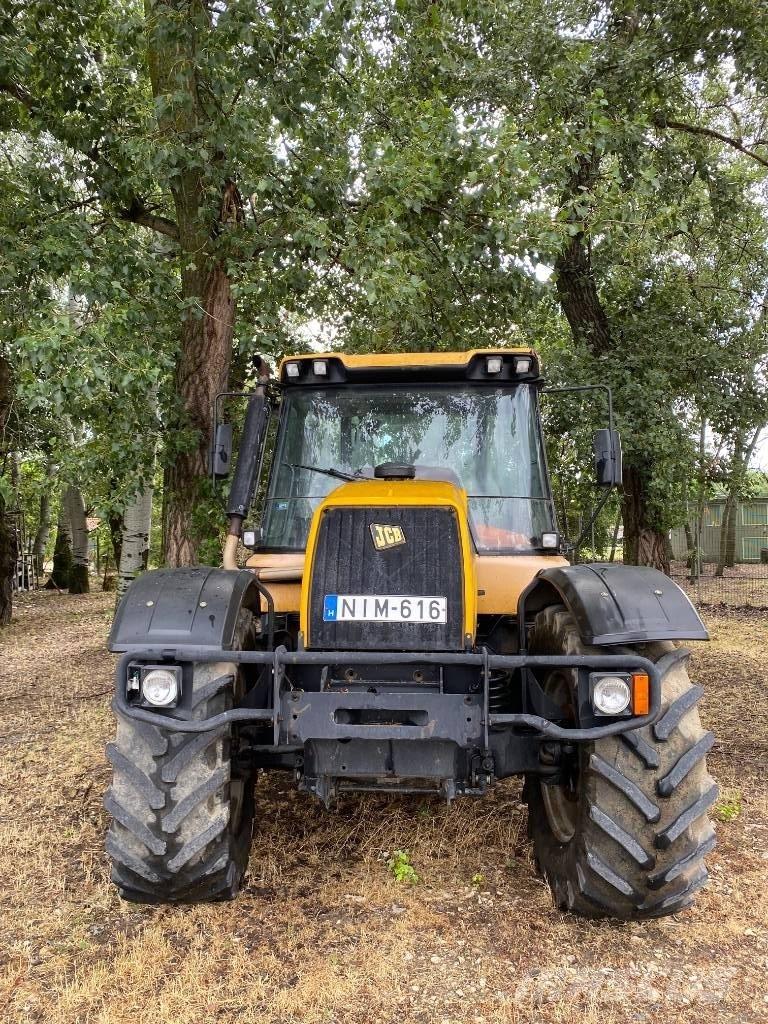 JCB Fastrac 3185 Traktorit