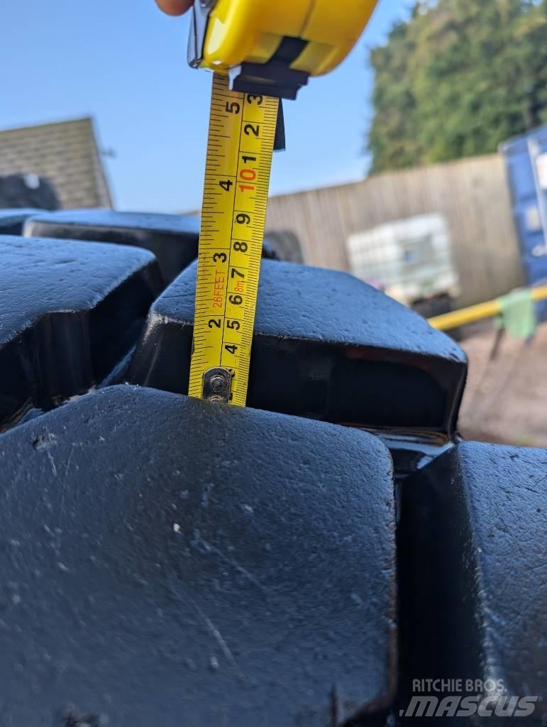 Bridgestone VLTS Renkaat ja vanteet