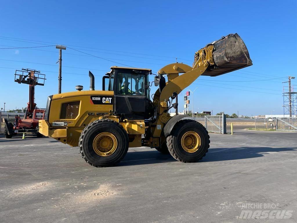 CAT 938M Pyöräkuormaajat