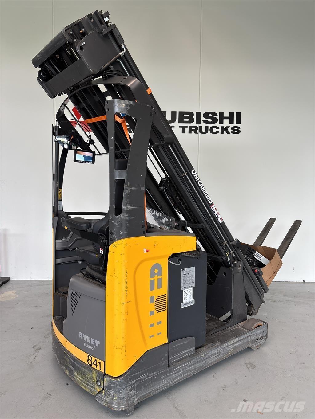 Atlet UMS200 Työntömastotrukit