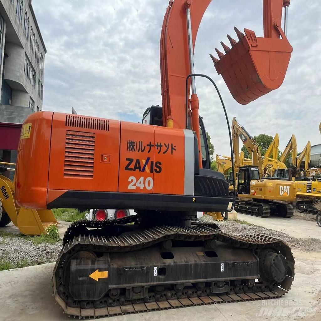 Hitachi ZX 240 Telakaivukoneet