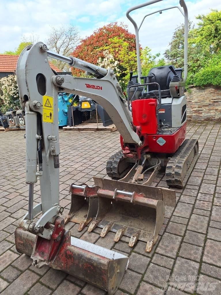 Takeuchi TB 210 R Minikaivukoneet < 7t