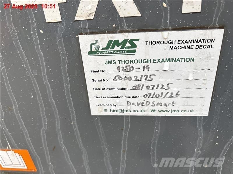 SkyJack SJ 9250 RT Saksilavat