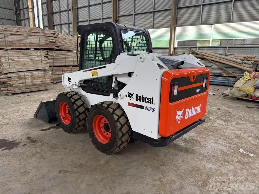 Bobcat S 550 Liukuohjatut kuormaajat