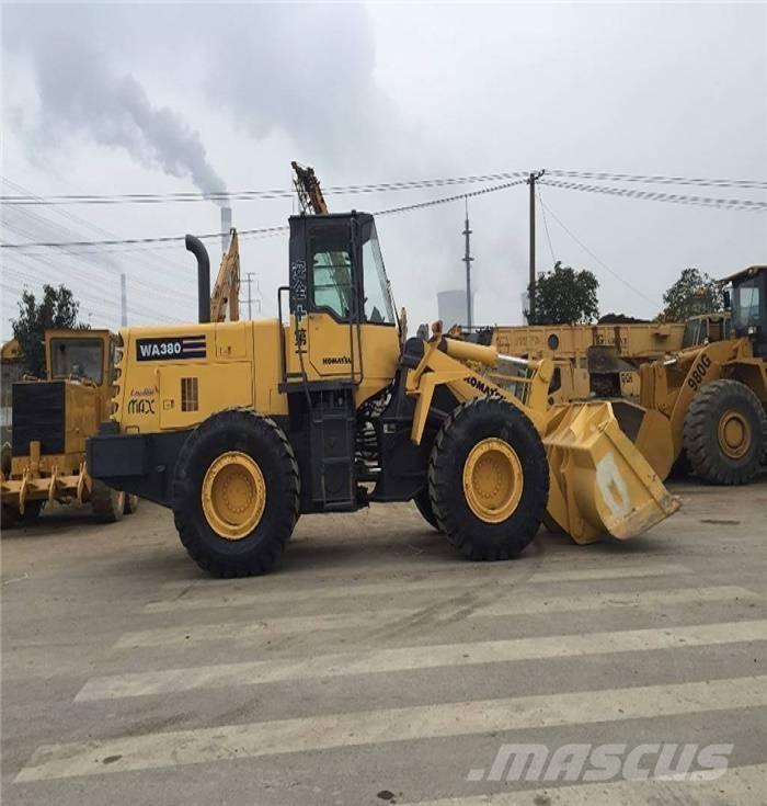 Komatsu WA 380-3 Pyöräkuormaajat