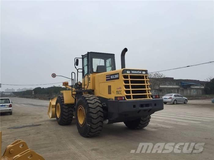 Komatsu WA 380-3 Pyöräkuormaajat