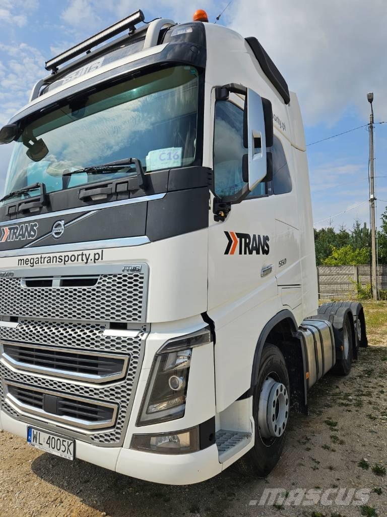 Volvo FH 16 6x2 550 Vetopöytäautot