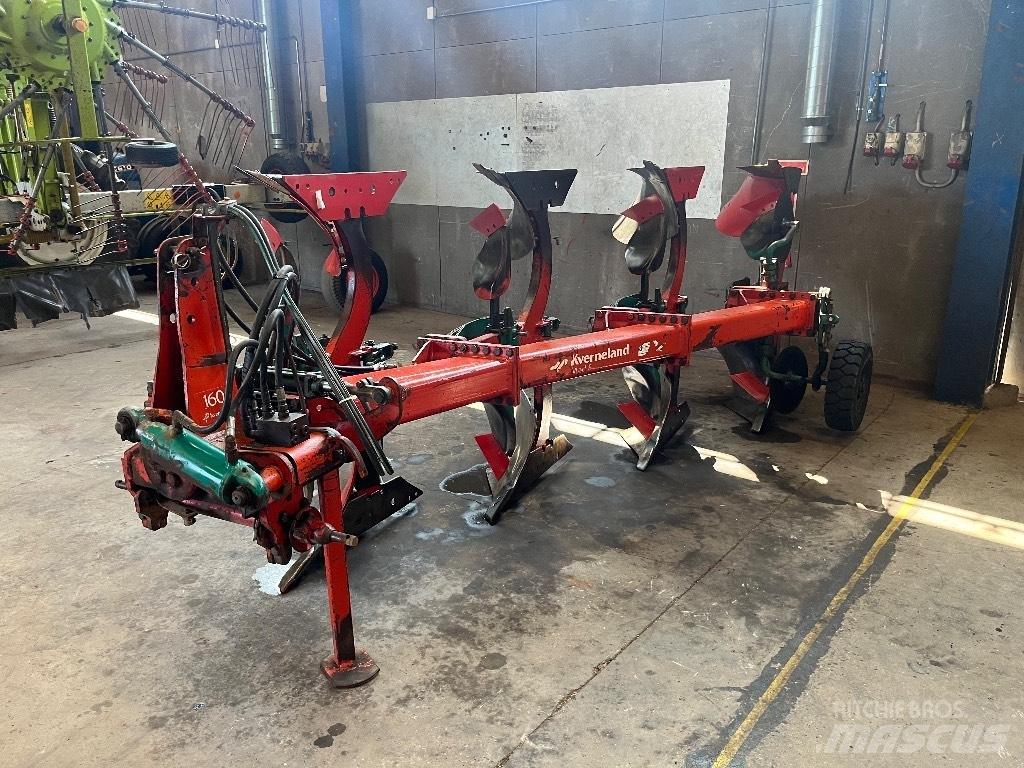 Kverneland F 160 Paluuaurat