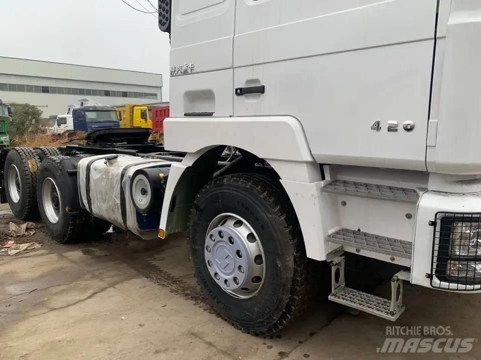 Shacman F 3000 Vetopöytäautot