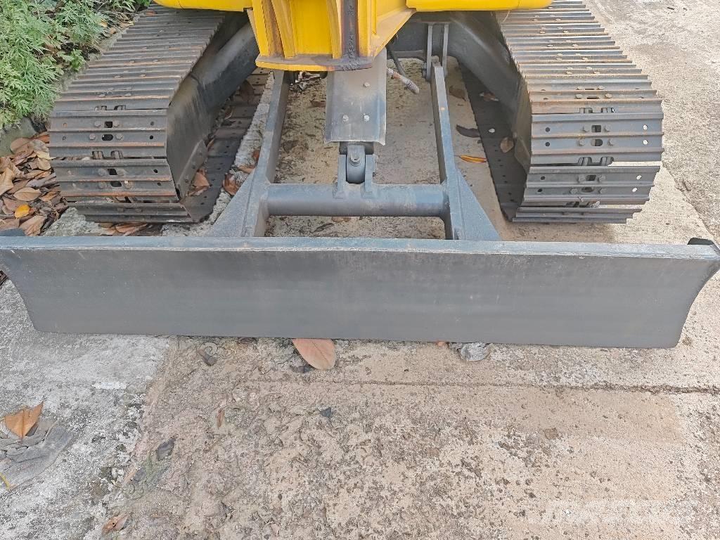 Komatsu PC 55 MR Minikaivukoneet < 7t