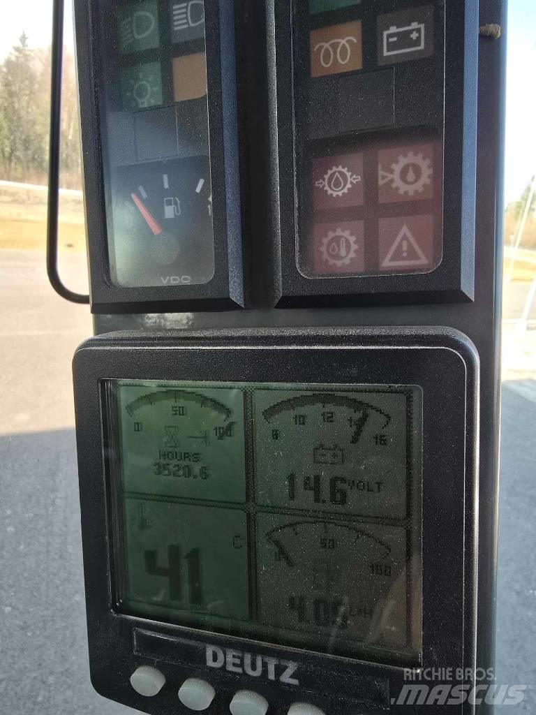 Tecnoma FC 5240 Itsekulkevat ruiskut