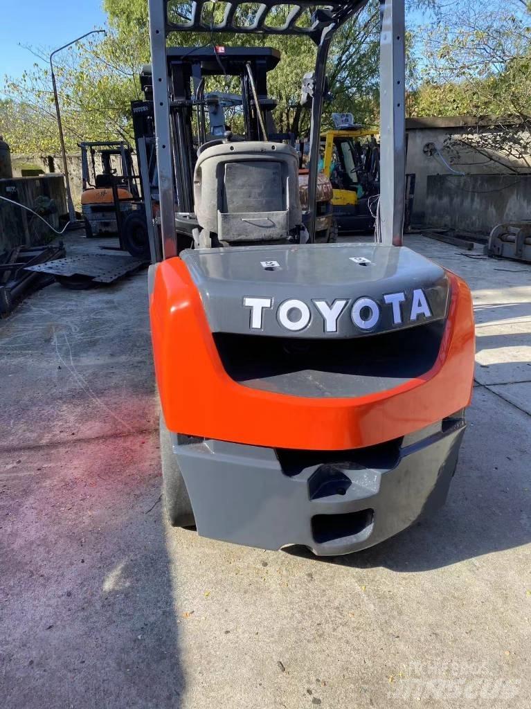 Toyota FD 30 Dieseltrukit